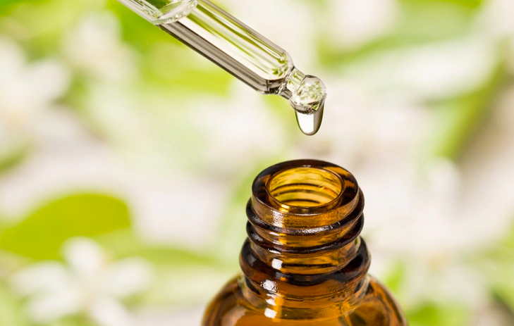 Buy online vetiver oil- Selenalhair.com.